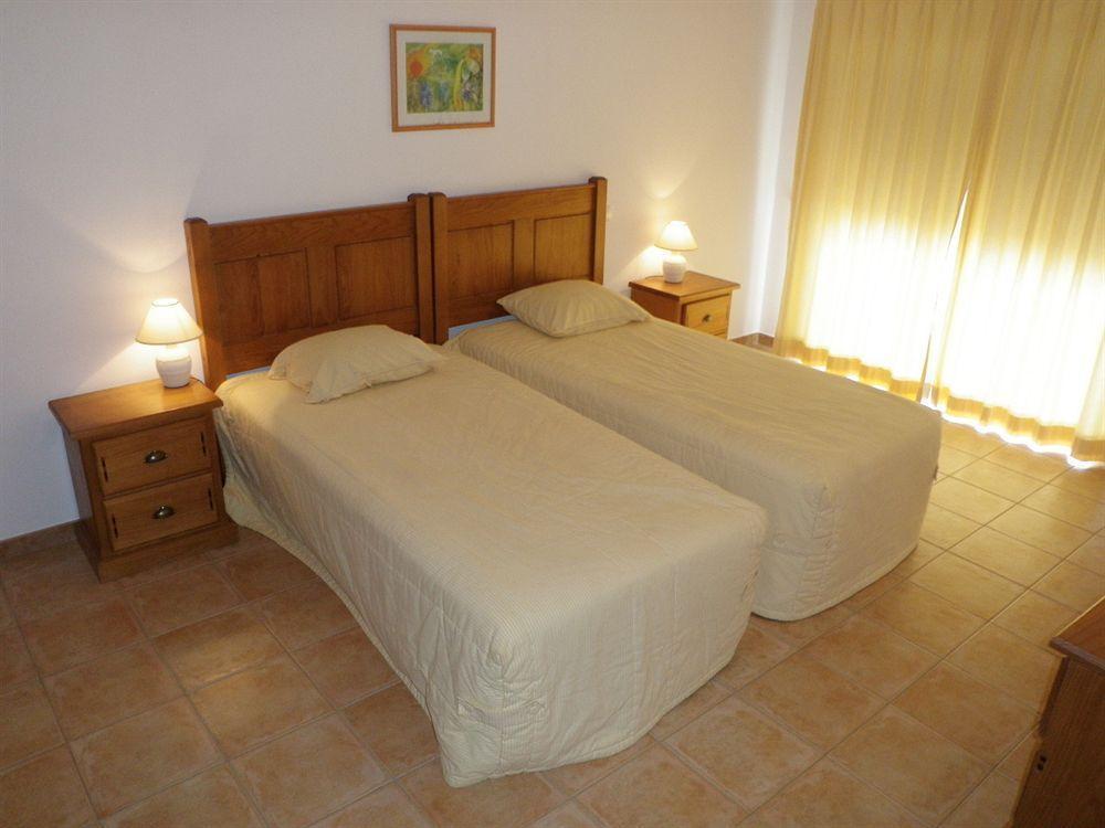Waterside Village Apartments Luz Esterno foto